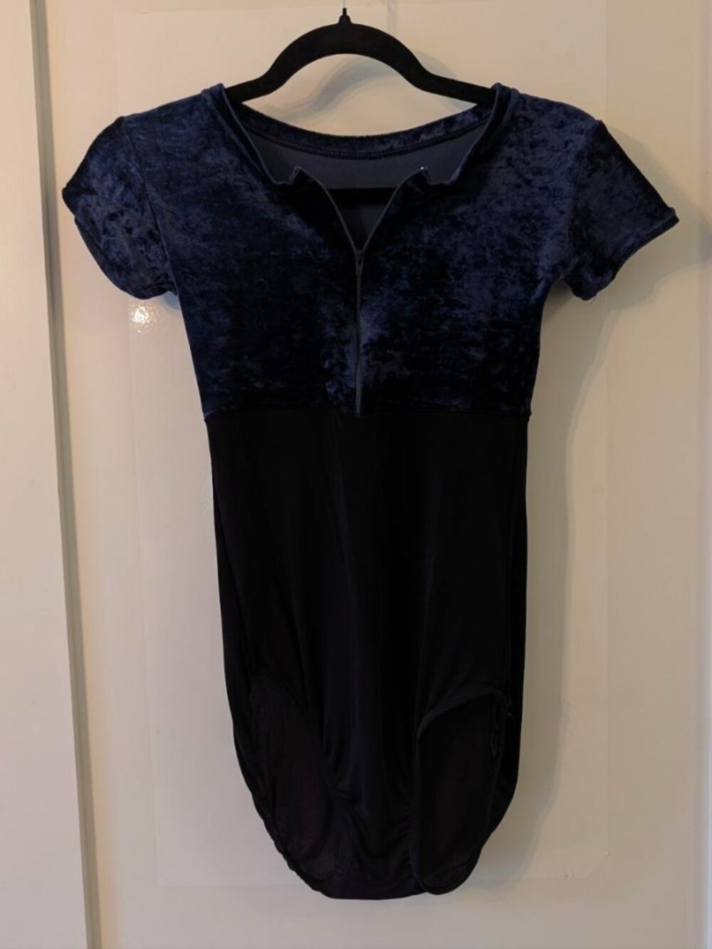 Navy Crushed Velvet & Black Zip-Front Cap Sleeve Bodysuit XS